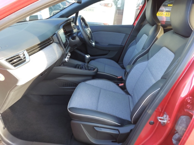 Used Renault Clio 2024 for sale - 77330060: Photo 5