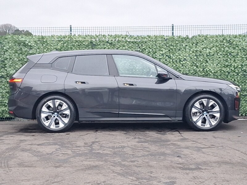 Used BMW iX 2023 for sale - 77955407: Photo 2