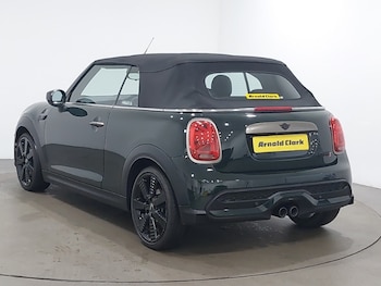 Used MINI Convertible 2023 for sale - 76849089: Photo