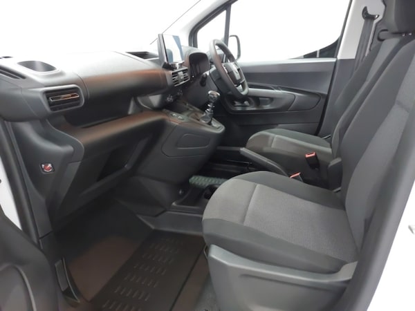 Used Citroen Berlingo 2024 for sale - 76293808: Photo 5