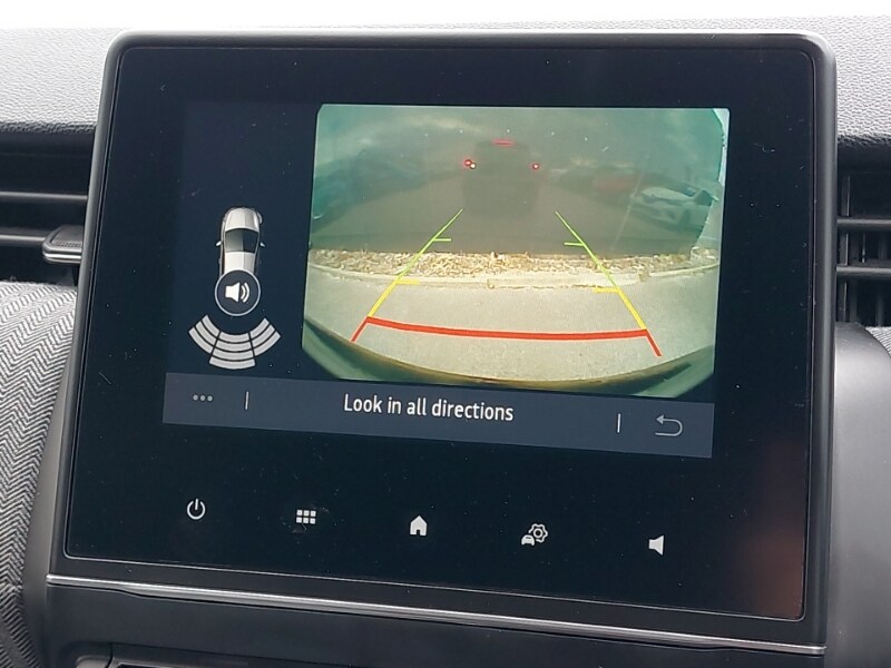 Used Renault Clio 2023 for sale - 77948807: Photo 12