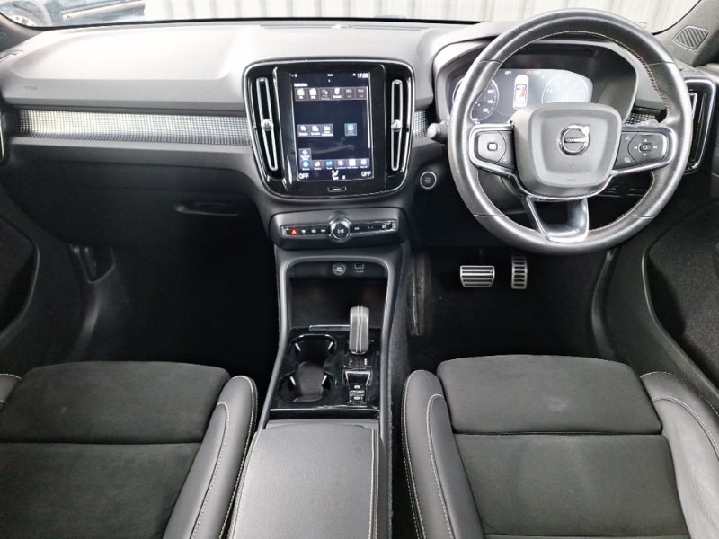 Used Volvo XC40 2021 for sale - 76404320: Photo 2