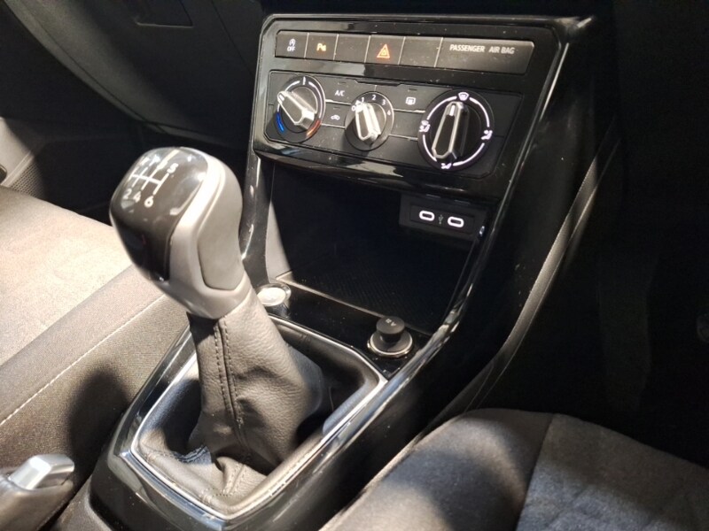 Used Volkswagen T-Cross 2024 for sale - 77046582: Photo 11