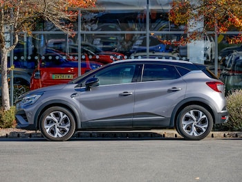 Used Renault Captur 2021 for sale - 76614584: Photo