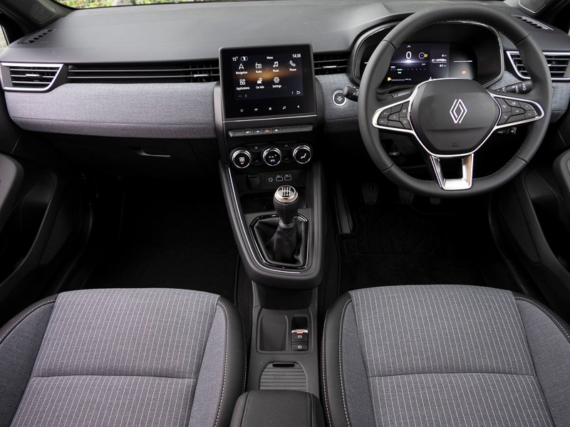 Used Renault Clio 2025 for sale - 76369833: Photo 2