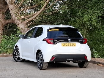 Used Toyota Yaris 2023 for sale - 79360643: Photo