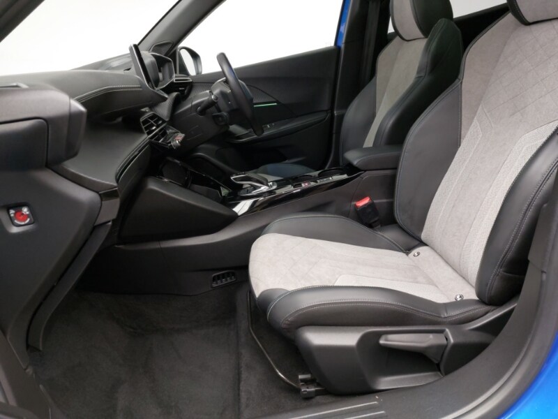 Used Peugeot 2008 2021 for sale - 76354073: Photo 5