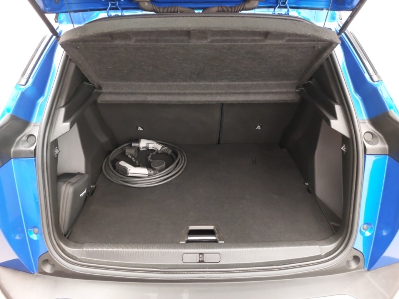 Used Peugeot 2008 2021 for sale - 76354073: Photo 8