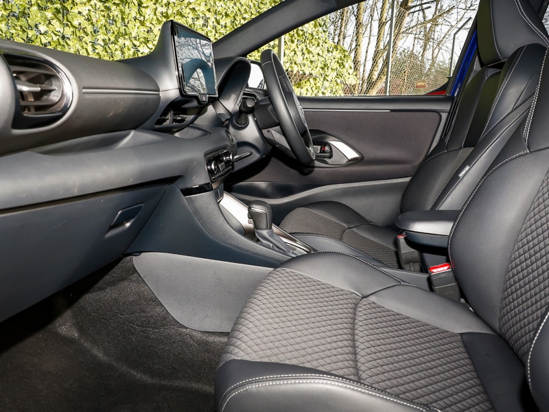 Used Mazda Mazda2 HYBRID 2025 for sale - 77611330: Photo 2