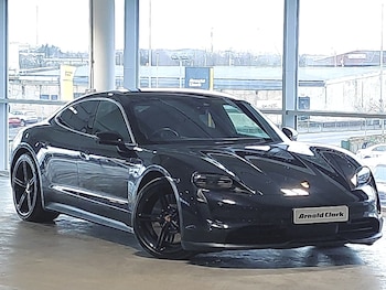 Used Porsche Taycan 2021 for sale - 78152281: Photo