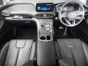 Used Hyundai Santa Fe 2023 for sale - 75640101: Photo
