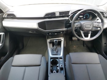 Used Audi Q3 2024 for sale - 76742118: Photo