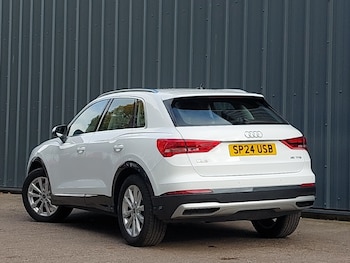 Used Audi Q3 2024 for sale - 76742118: Photo