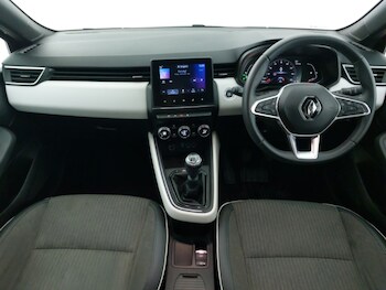 Used Renault Clio 2023 for sale - 78334069: Photo