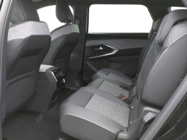 Used Peugeot 5008 2025 for sale - 76258845: Photo 6