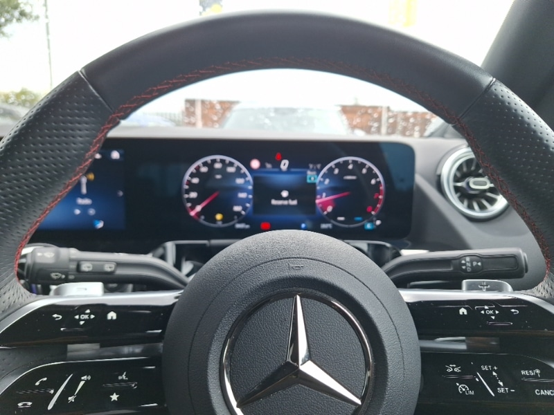 Used Mercedes-Benz GLA 2024 for sale - 76967340: Photo 10