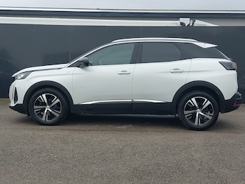 Used Peugeot 3008 2022 for sale - 77987474: Photo