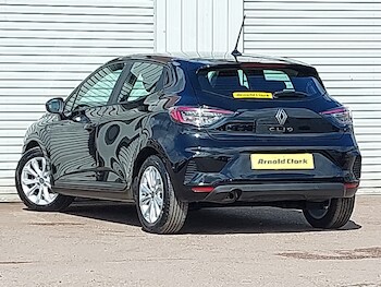 Used Renault Clio 2024 for sale - 78567115: Photo