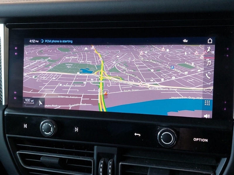 Used Porsche Macan 2023 for sale - 76183093: Photo 12