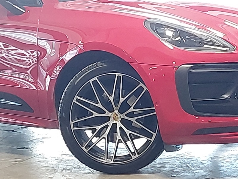 Used Porsche Macan 2023 for sale - 76183093: Photo 9