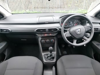 Used Dacia Sandero 2022 for sale - 76578592: Photo