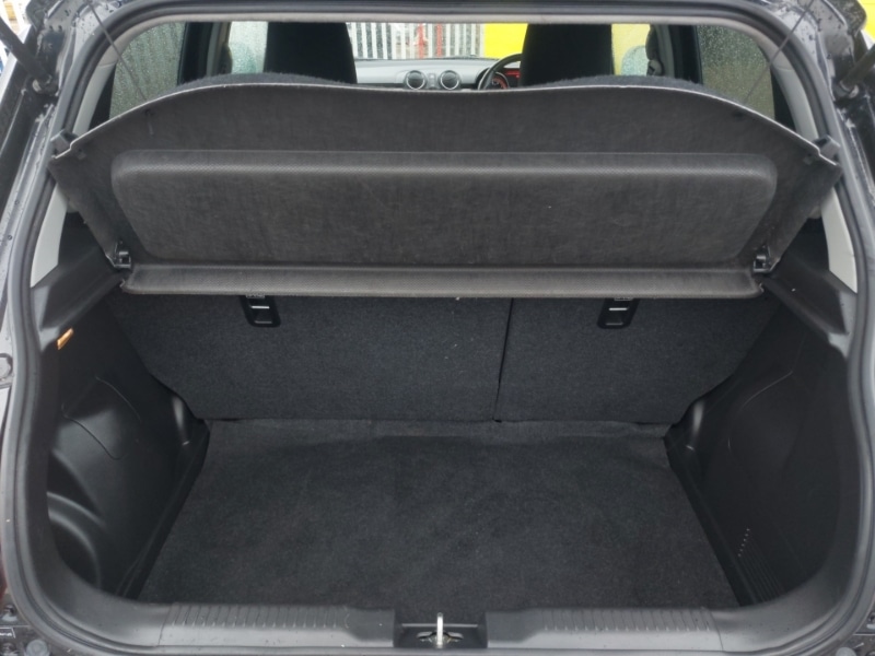 Used Suzuki Swift 2022 for sale - 76912135: Photo 8