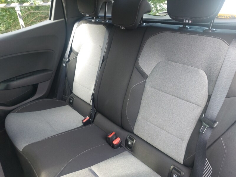 Used Renault Clio 2024 for sale - 76737677: Photo 6