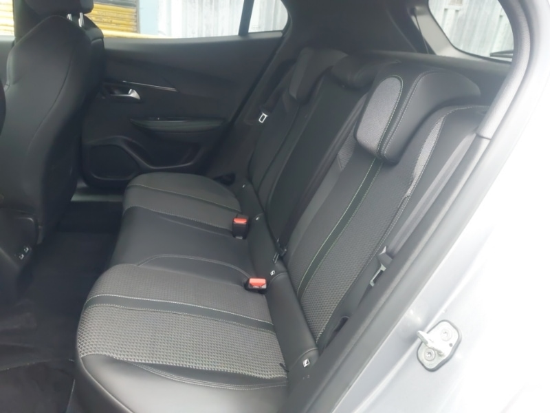 Used Peugeot 2008 2022 for sale - 77913019: Photo 6