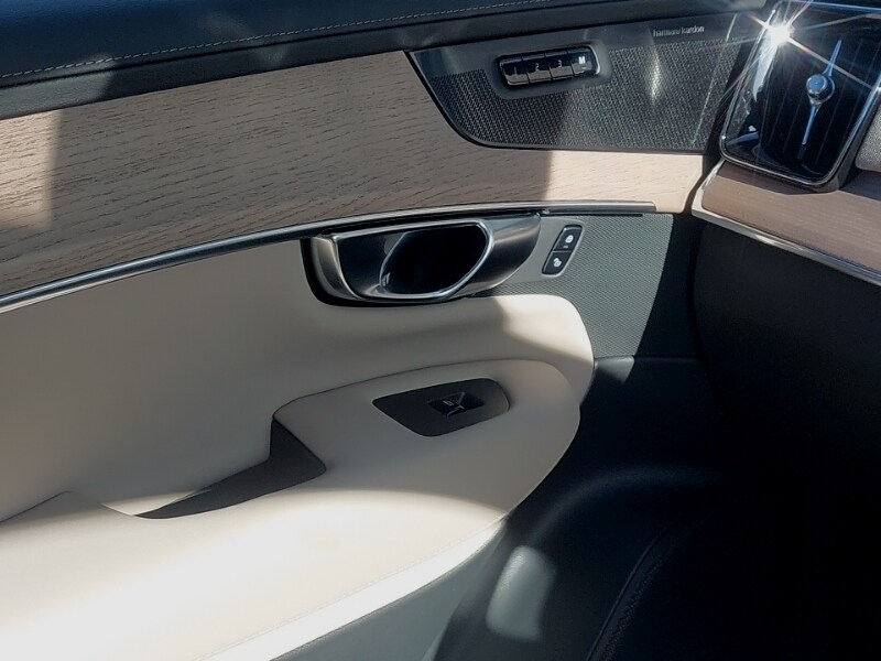 Used Volvo XC90 2025 for sale - 78093468: Photo 11