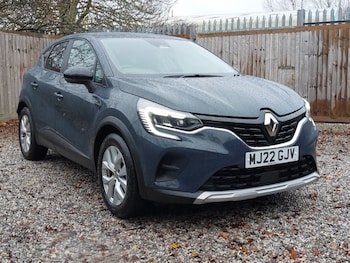 Used Renault Captur 2022 for sale - 77165423: Photo