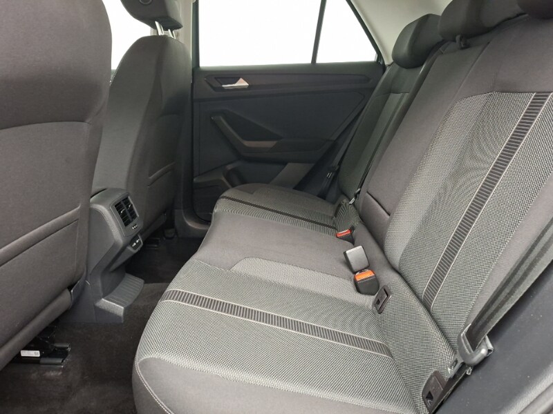 Used Volkswagen T-Roc 2023 for sale - 77717361: Photo 6