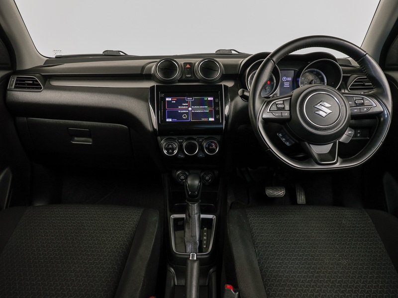 Used Suzuki Swift 2021 for sale - 76414177: Photo 2