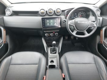 Used Dacia Duster 2023 for sale - 79439963: Photo