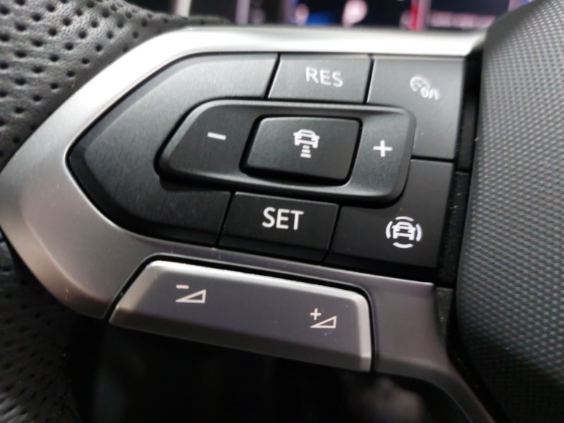 Used Volkswagen T-Roc 2025 for sale - 77115605: Photo 12