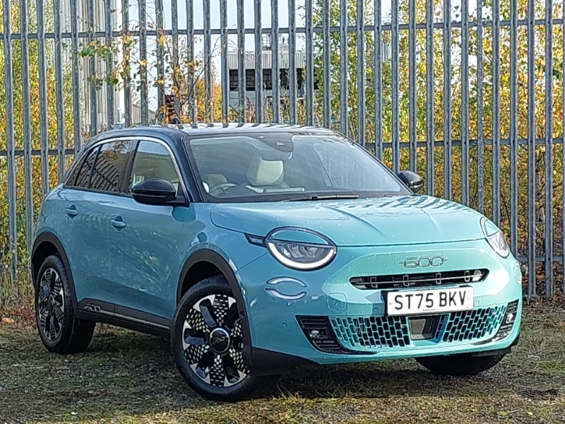 Used Fiat 600 2025 for sale - 76832961: Photo 1