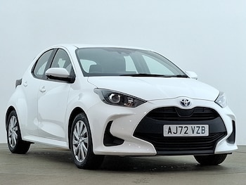 Used Toyota Yaris 2023 for sale - 77405703: Photo