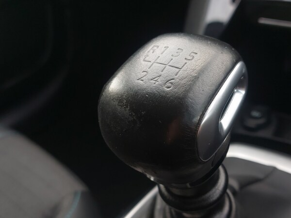 Used Peugeot 208 2021 for sale - 76183091: Photo 12