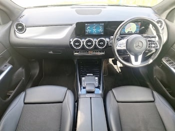 Used Mercedes-Benz GLA 2021 for sale - 78674850: Photo