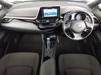 Used Toyota C-HR 2023 for sale - 78423185: Photo