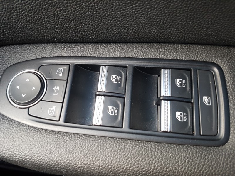 Used Renault Captur 2023 for sale - 77167191: Photo 12