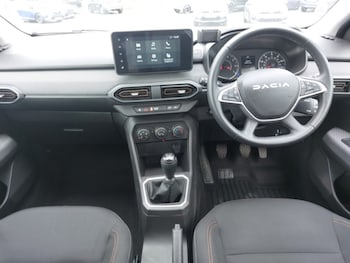 Used Dacia Sandero Stepway 2024 for sale - 79615123: Photo