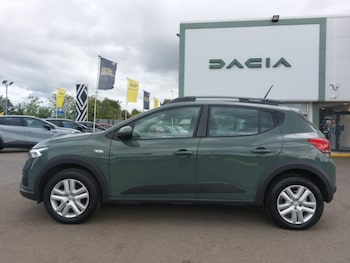Used Dacia Sandero Stepway 2024 for sale - 79615123: Photo