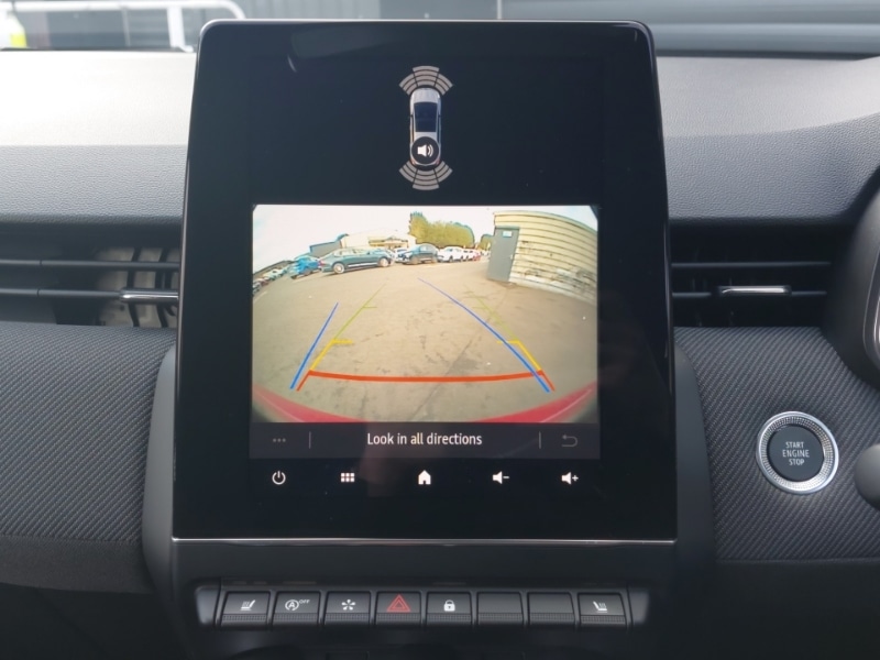 Used Renault Clio 2024 for sale - 77955813: Photo 11