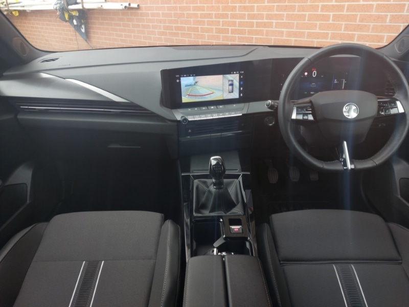 Used Vauxhall Astra 2024 for sale - 78187456: Photo 2