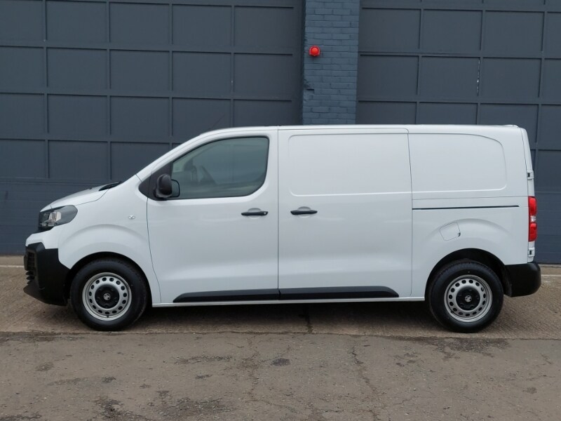 Used Vauxhall Vivaro 2024 for sale - 77702377: Photo 4
