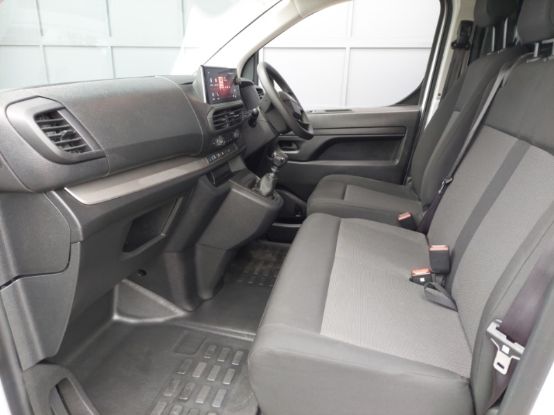 Used Vauxhall Vivaro 2024 for sale - 77702377: Photo 5