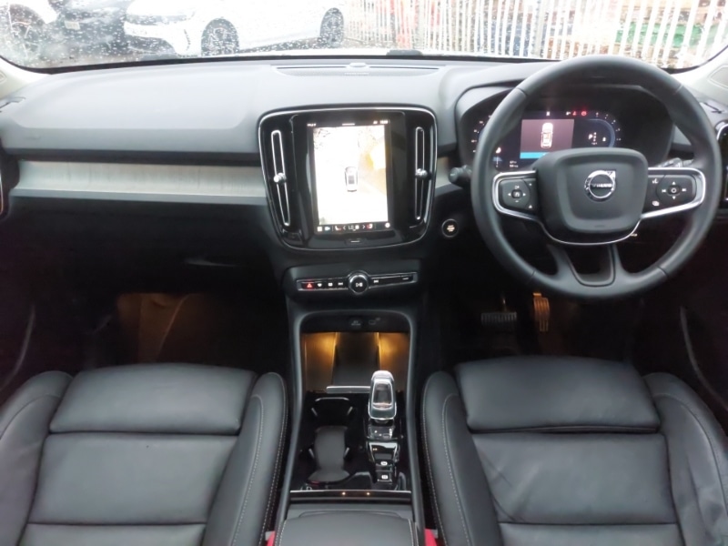 Used Volvo XC40 2024 for sale - 77752764: Photo 2