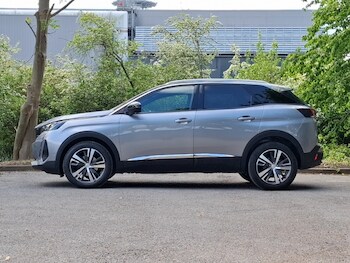 Used Peugeot 3008 2023 for sale - 78498421: Photo