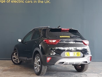 Used Kia Stonic 2022 for sale - 75513709: Photo