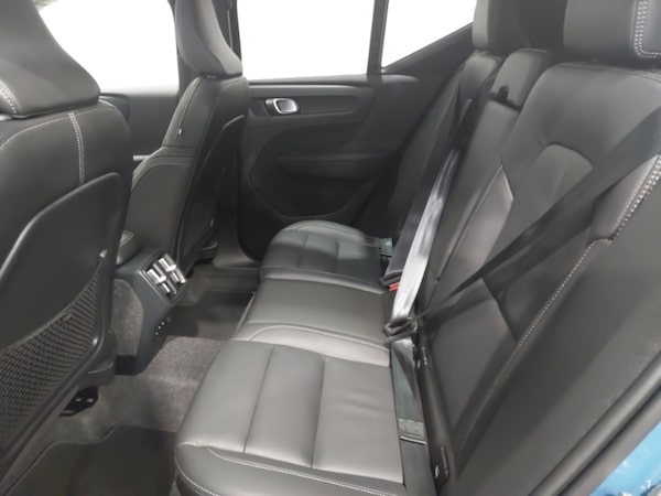 Used Volvo XC40 2024 for sale - 76348054: Photo 6